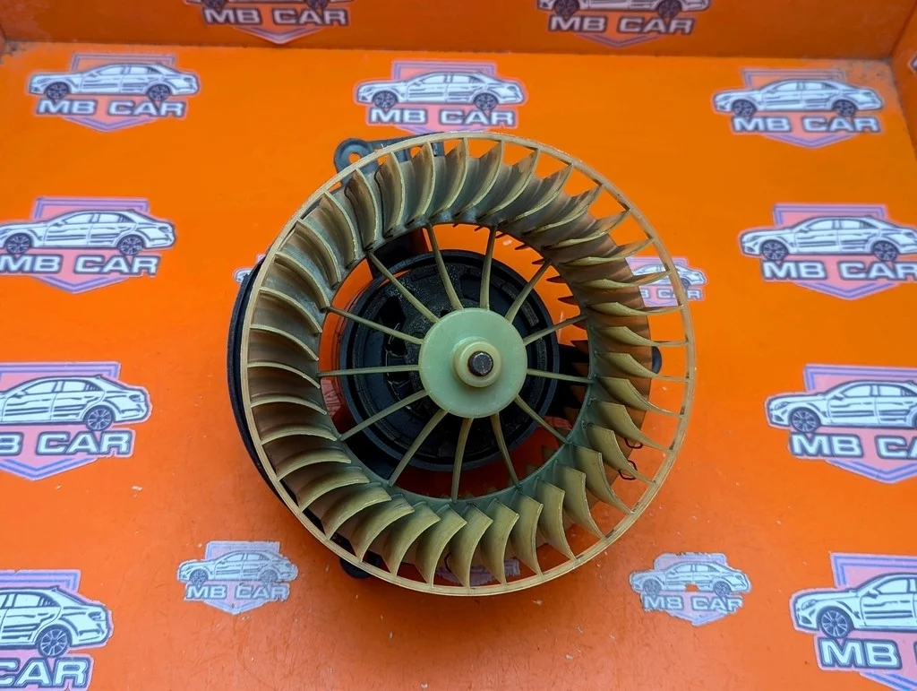 Моторчик отопителя Mercedes-Benz