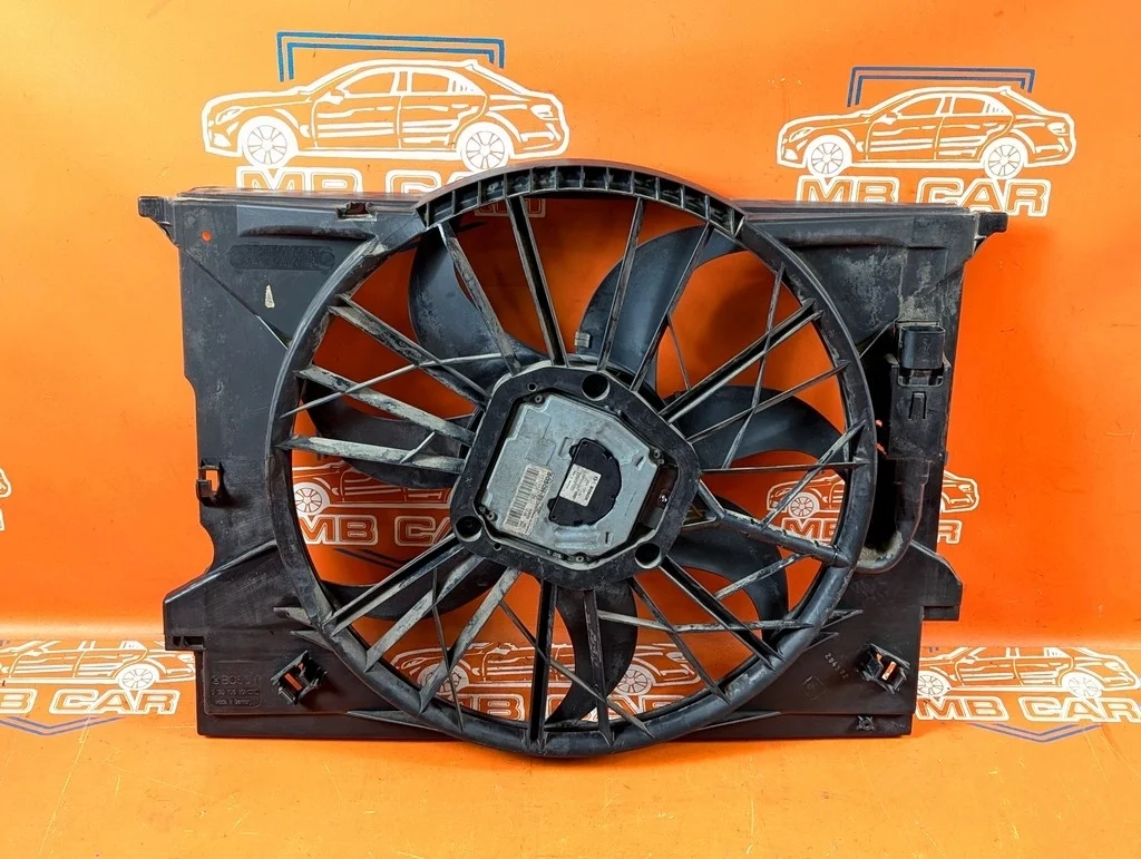 Вентилятор основной Mercedes-Benz