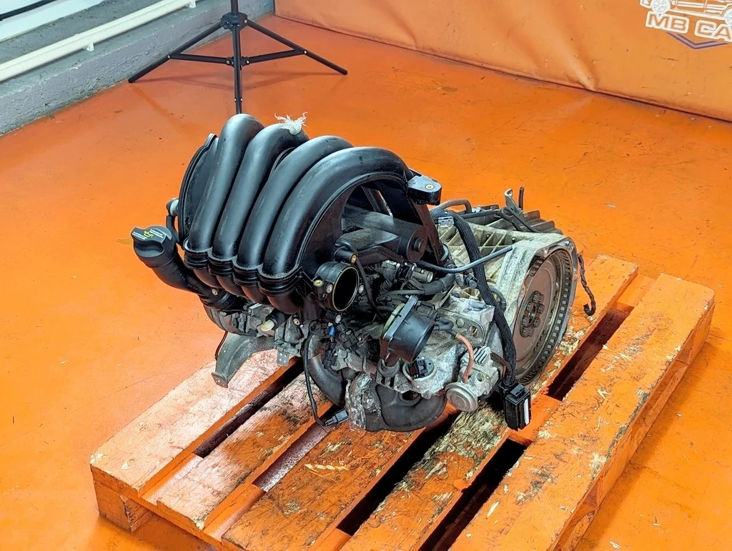 Двигатель бензиновый Mercedes-Benz