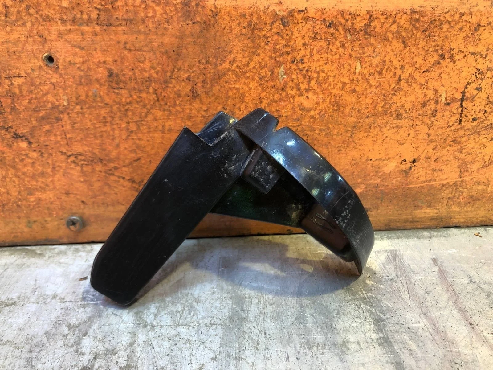 Кронштейн эмблемы Hyundai Sonata 2017-2019 LF