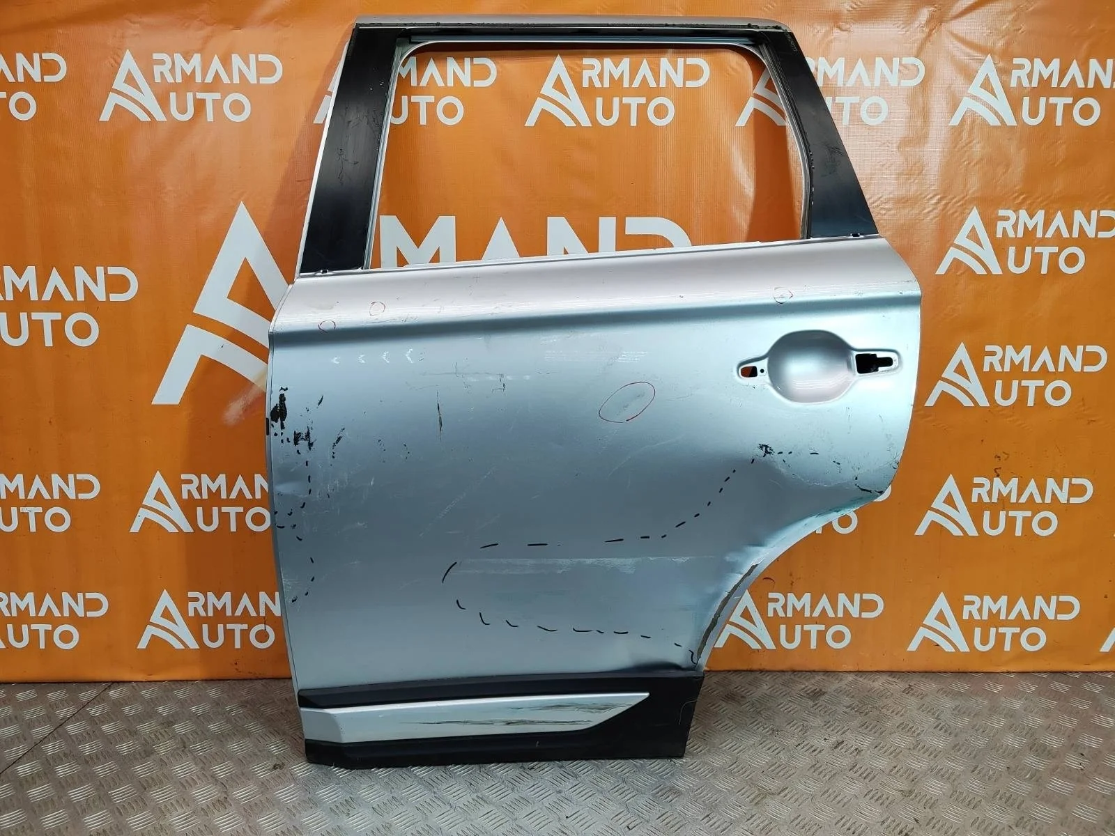 Дверь Mitsubishi Outlander 2015-нв 3