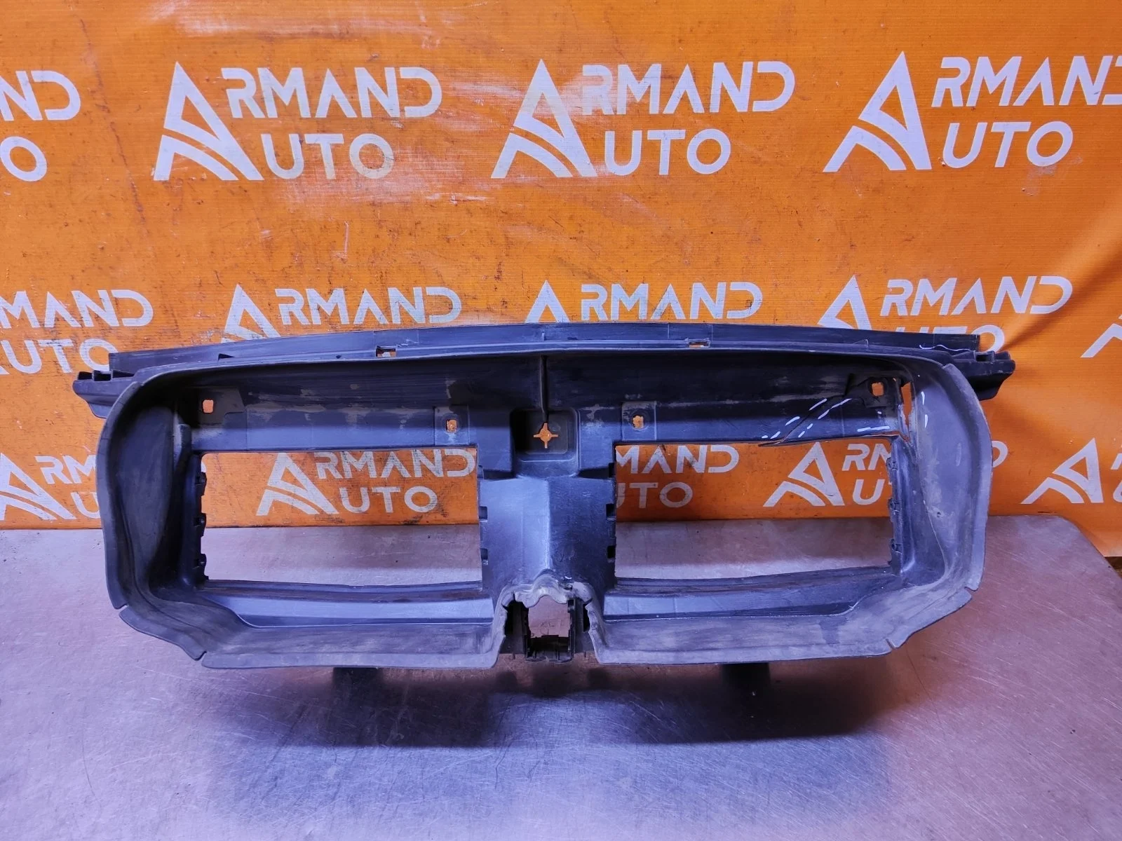 Воздуховод радиатора верхний BMW X1 2009-2015 E84