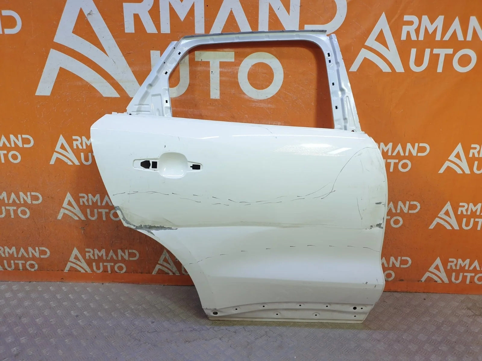 Дверь Jaguar F-PACE 2016-нв