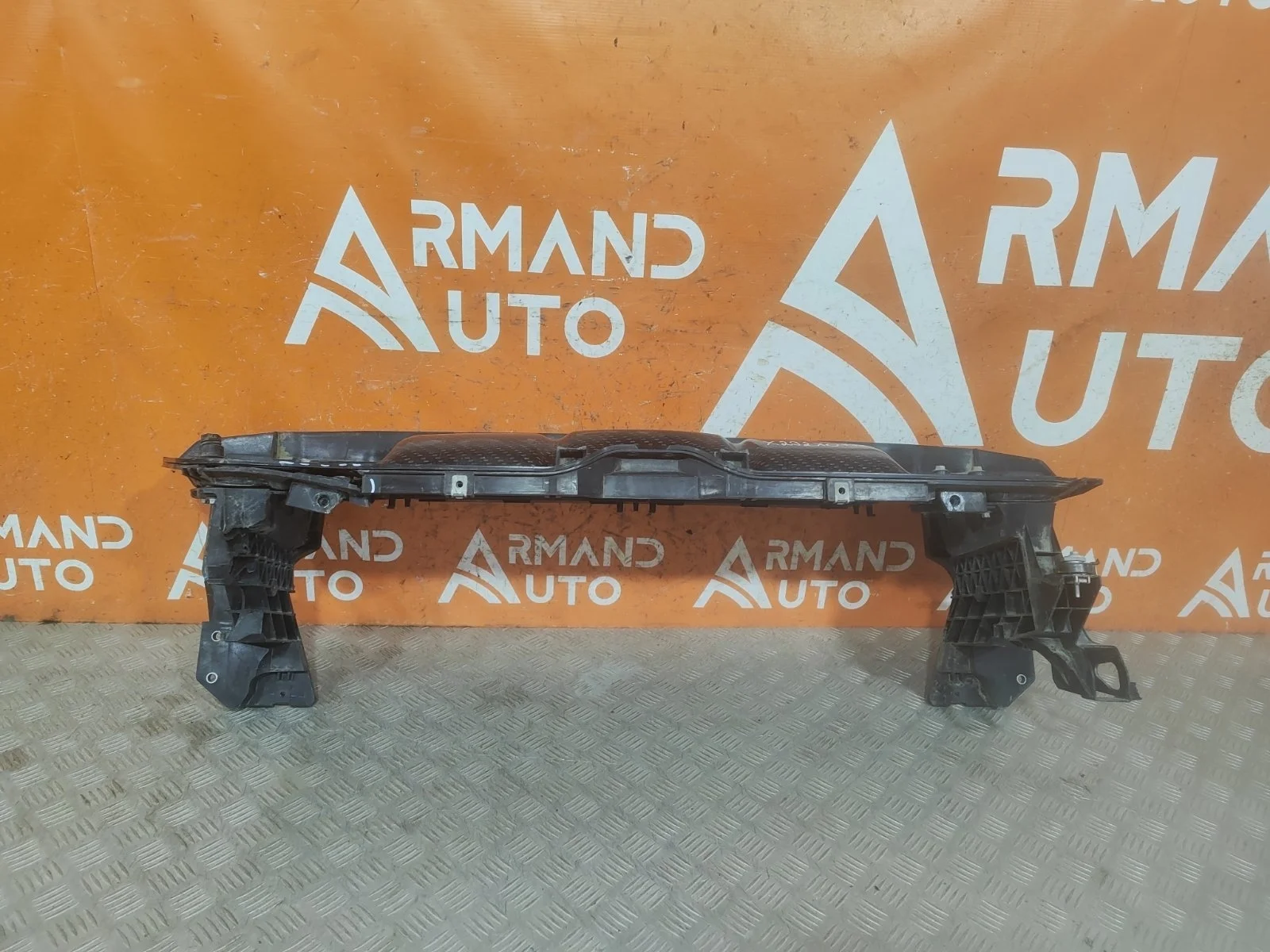 Панель передняя (суппорт радиатора) Mercedes GLE-Class 2018-нв V167