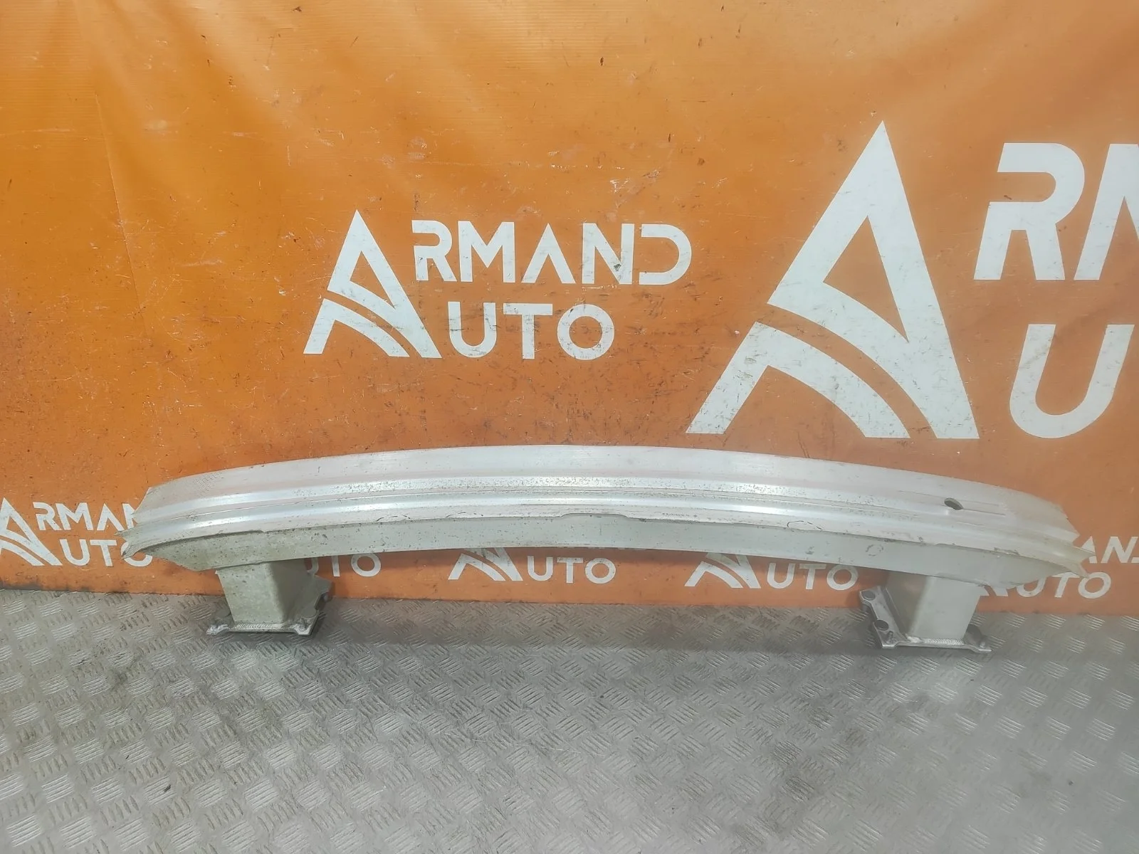 Усилитель бампера Mercedes -Class 2013-2020 W222