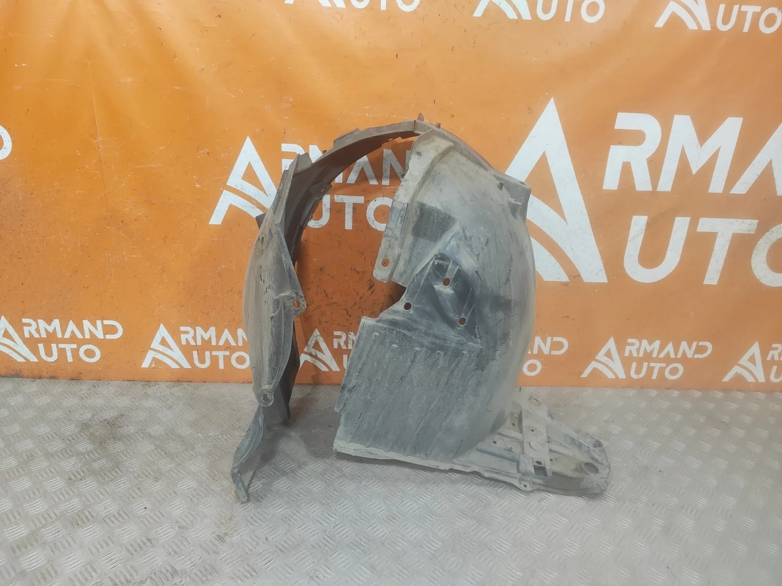 Подкрылок Nissan Qashqai 2013-2019 j11