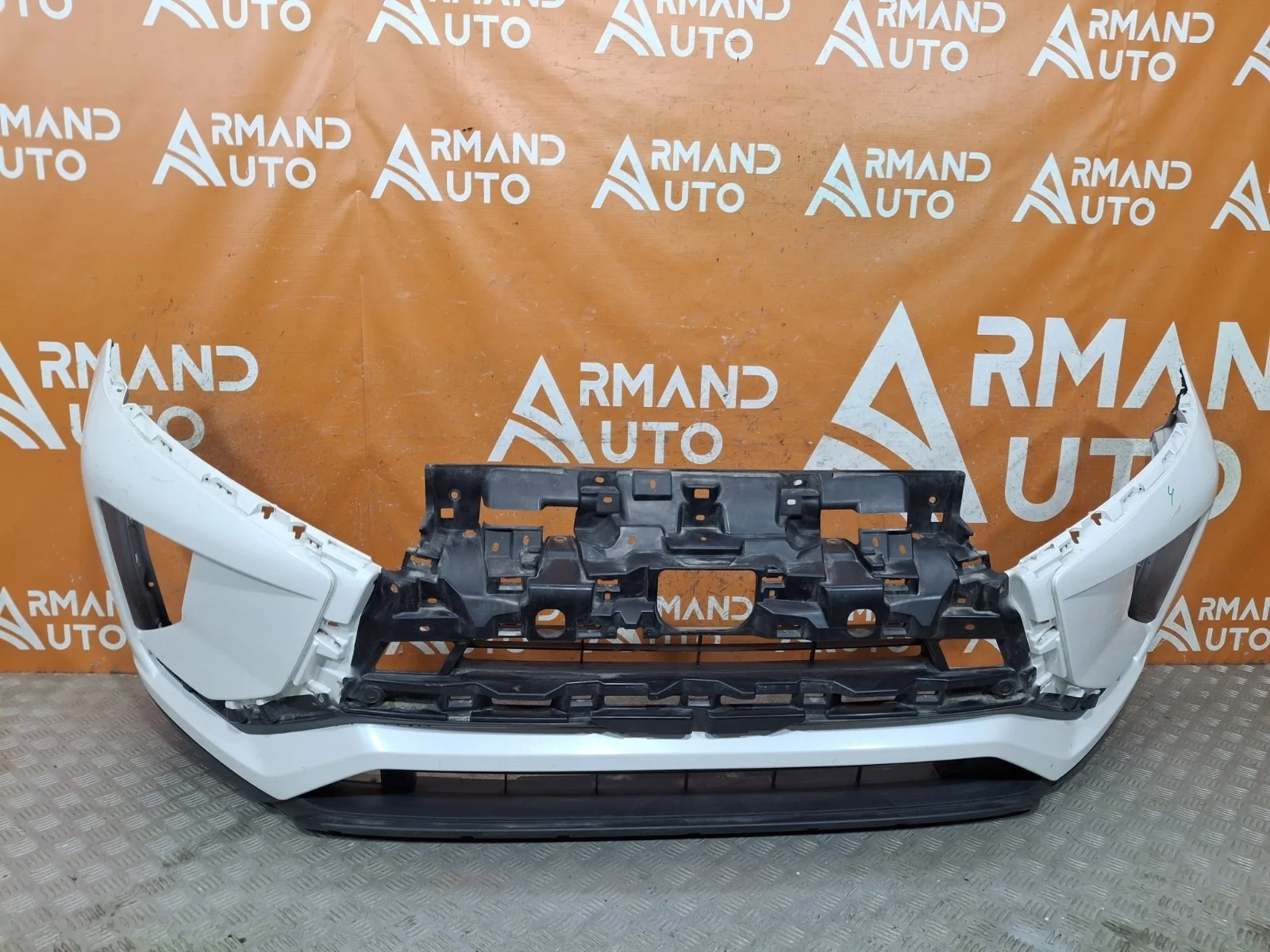 Бампер Mitsubishi Eclipse Cross 2017-2020