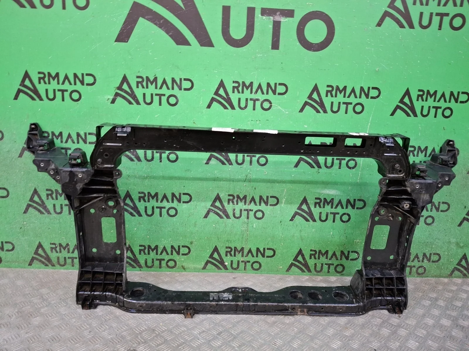 Панель передняя (суппорт радиатора) Hyundai Tucson 2015-2021 3