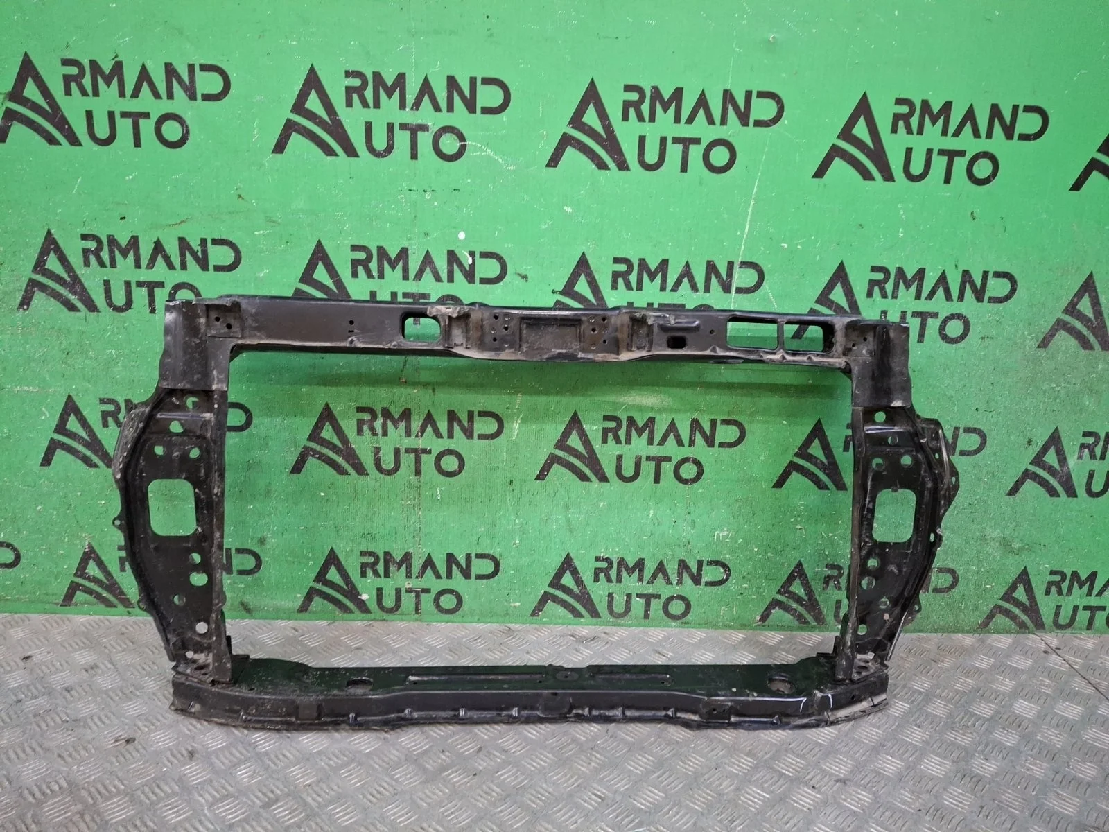 Панель передняя (суппорт радиатора) KIA Rio 2017-нв 4 FB