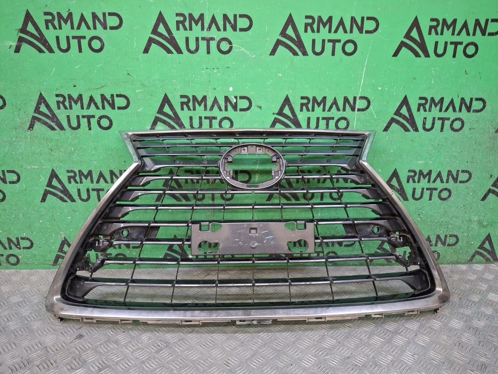 Решетка радиатора Lexus NX 2017-2021