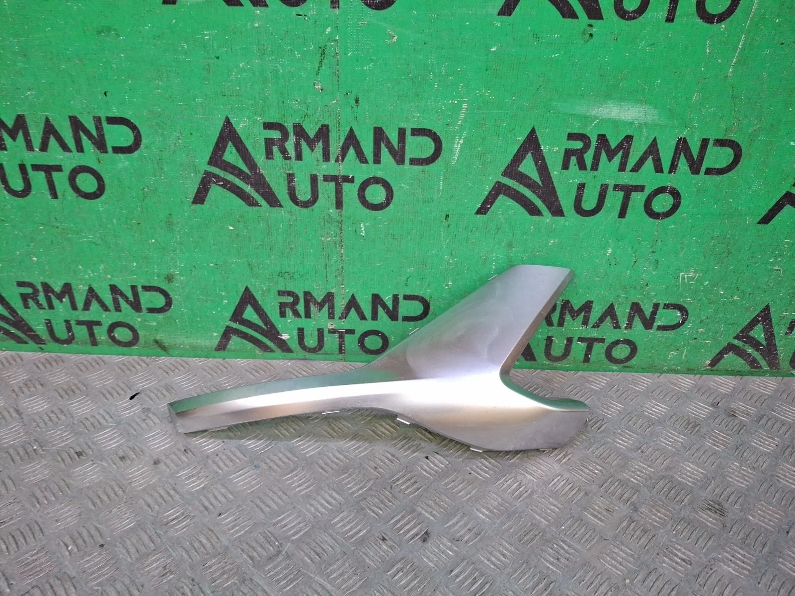 Накладка юбки бампера Hyundai Santa Fe 2020-нв 4 TM