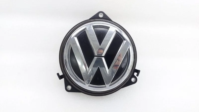 Кнопка открывания багажника Volkswagen Passat CC 2013 358