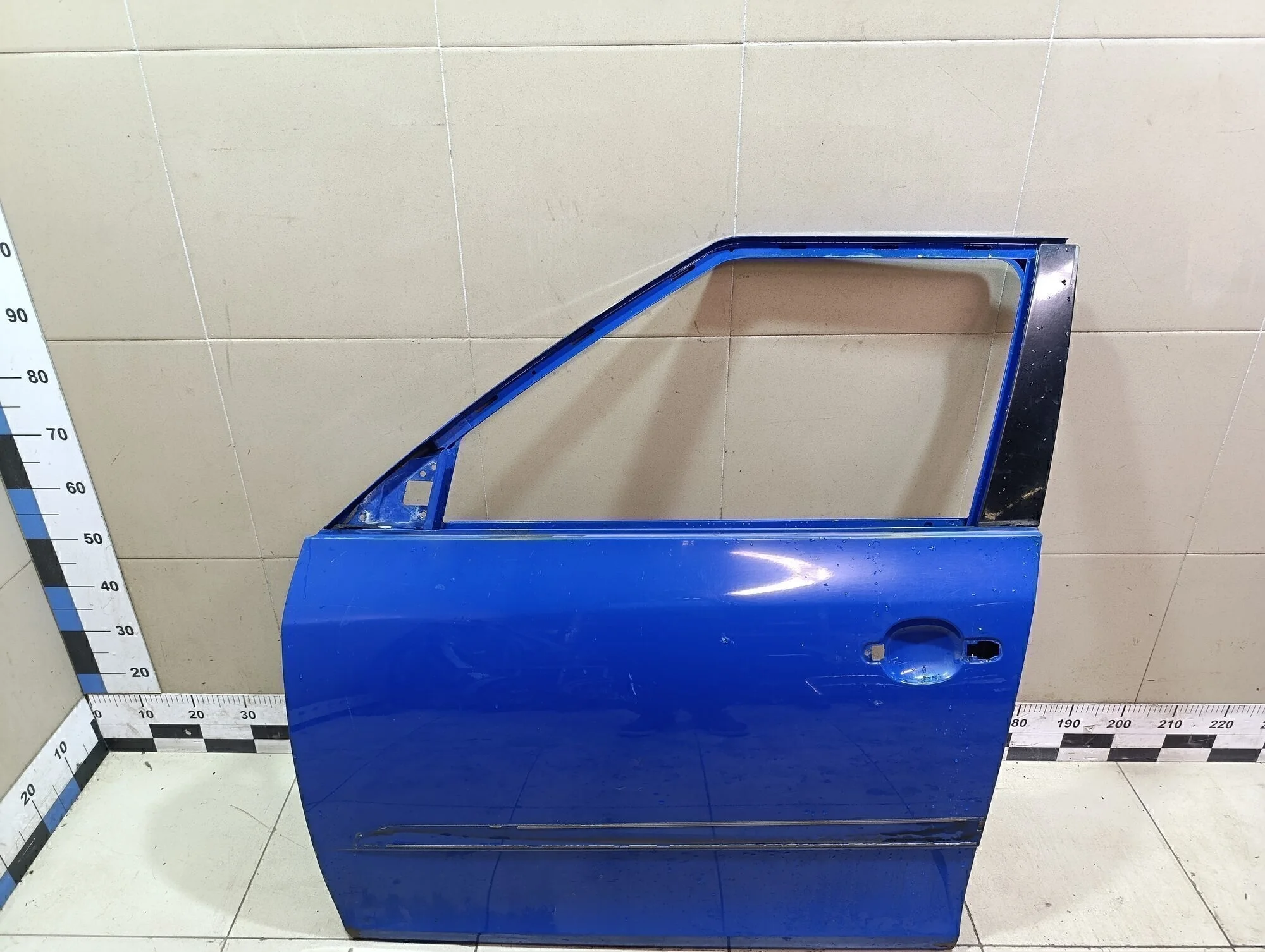 Дверь передняя левая Fabia 2007-2015