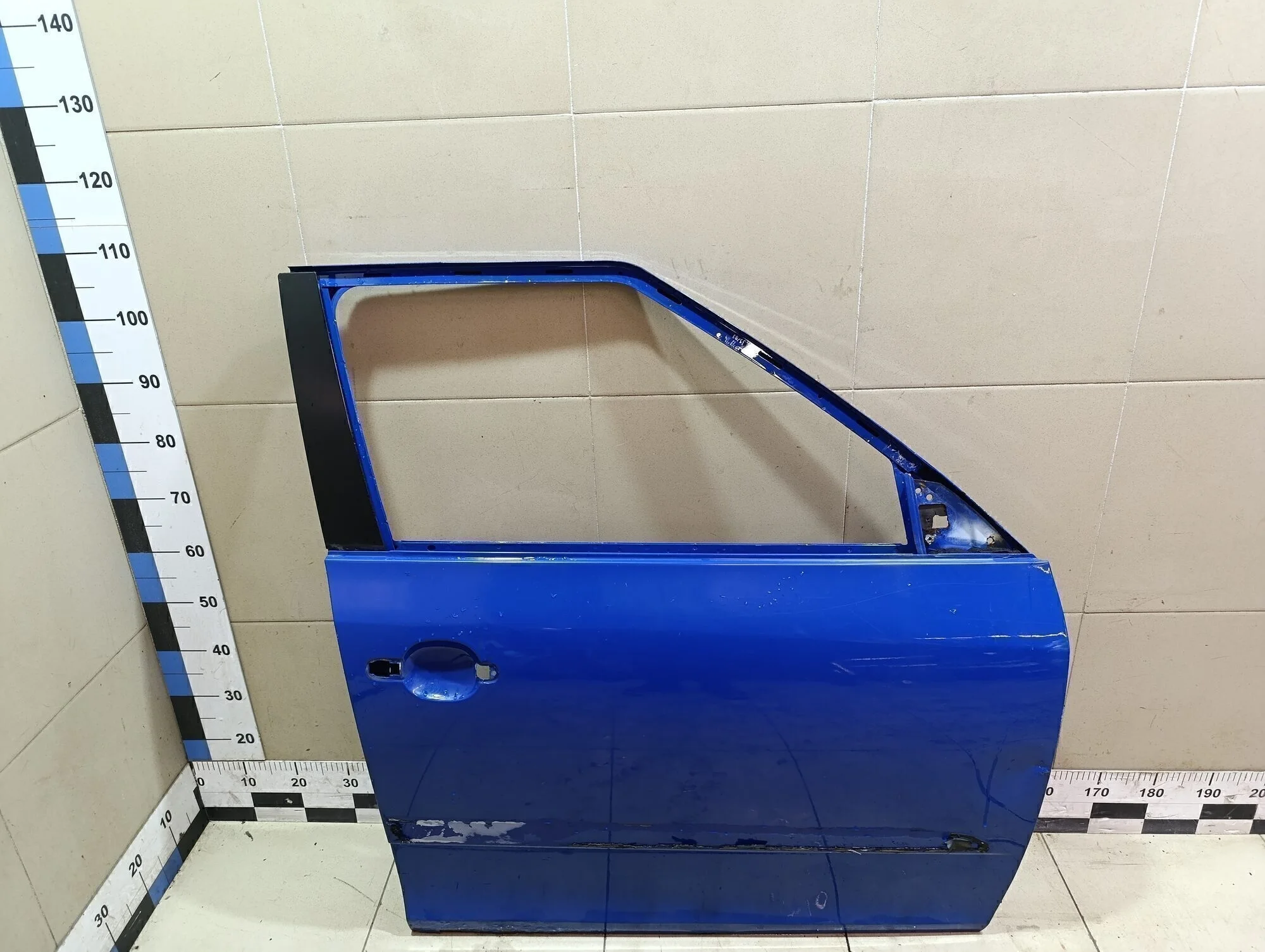 Дверь передняя правая Fabia 2007-2015