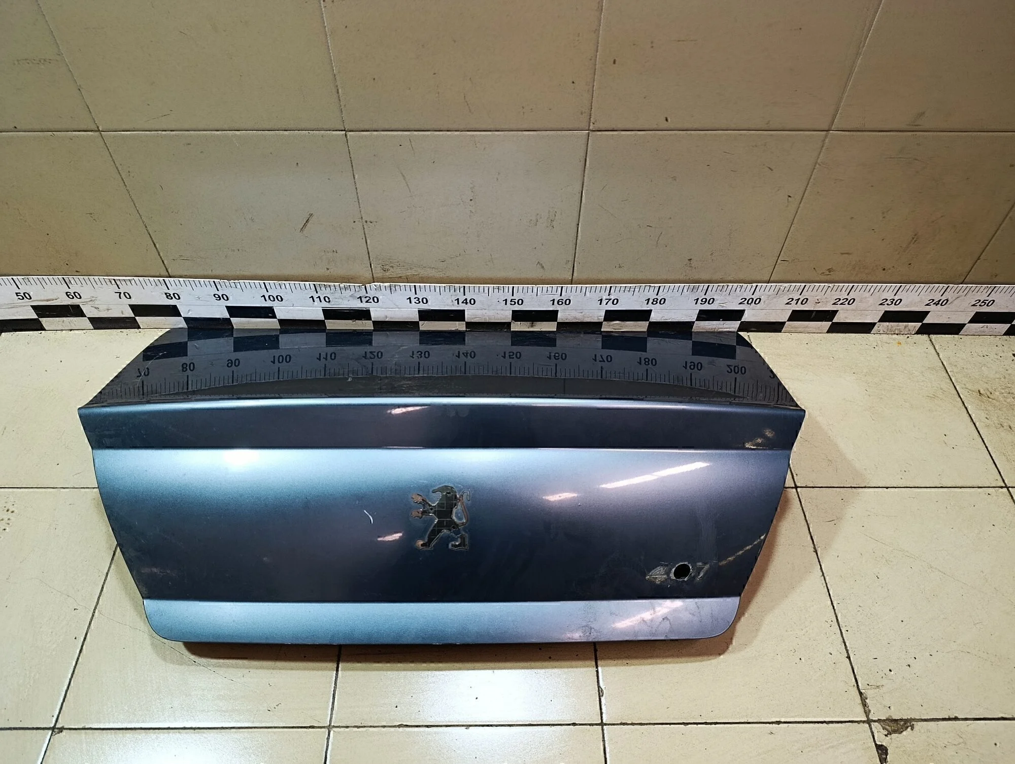 Крышка багажника 407 2004-2010