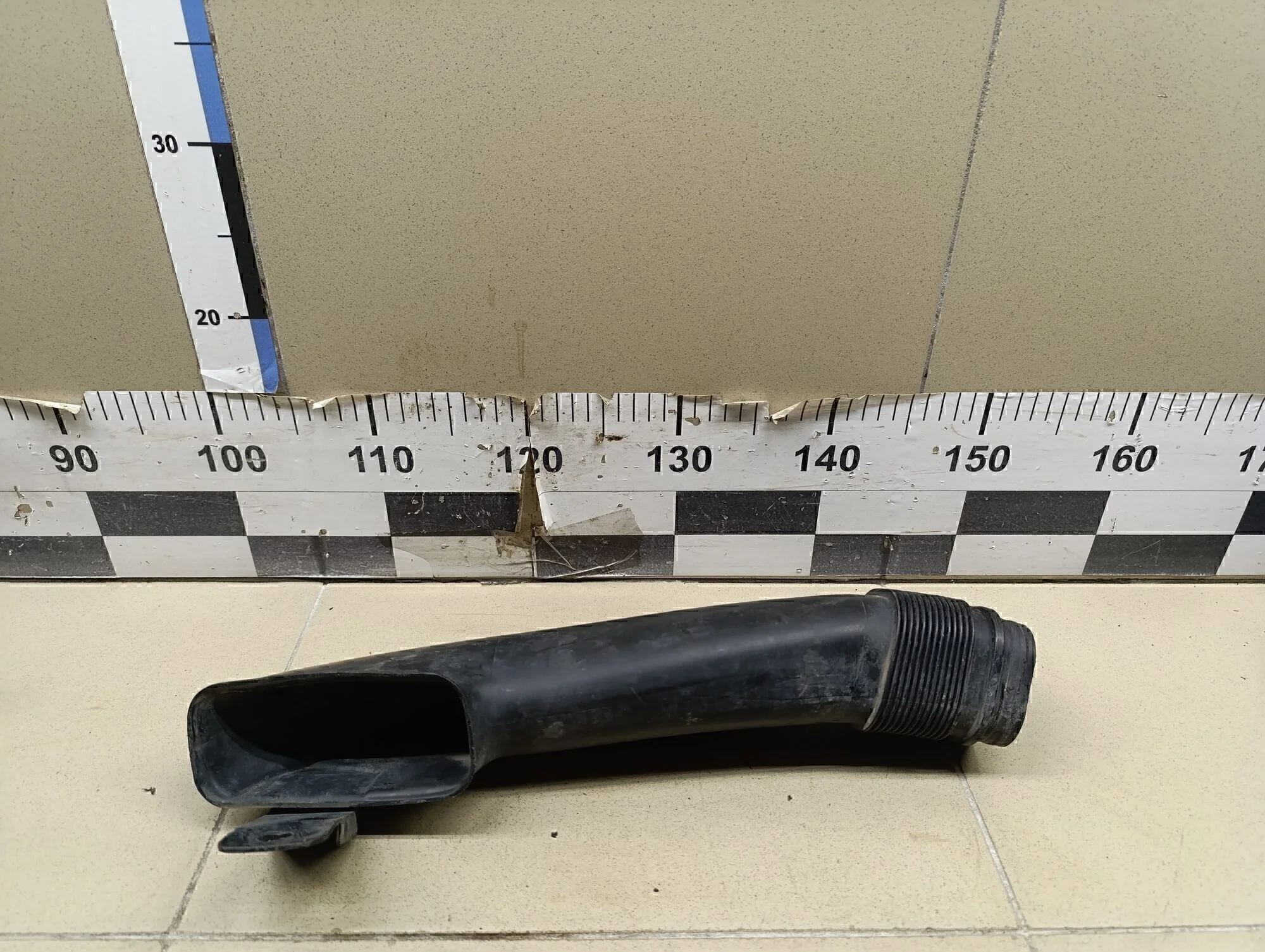 Патрубок воздушного фильтра 407 2004-2010