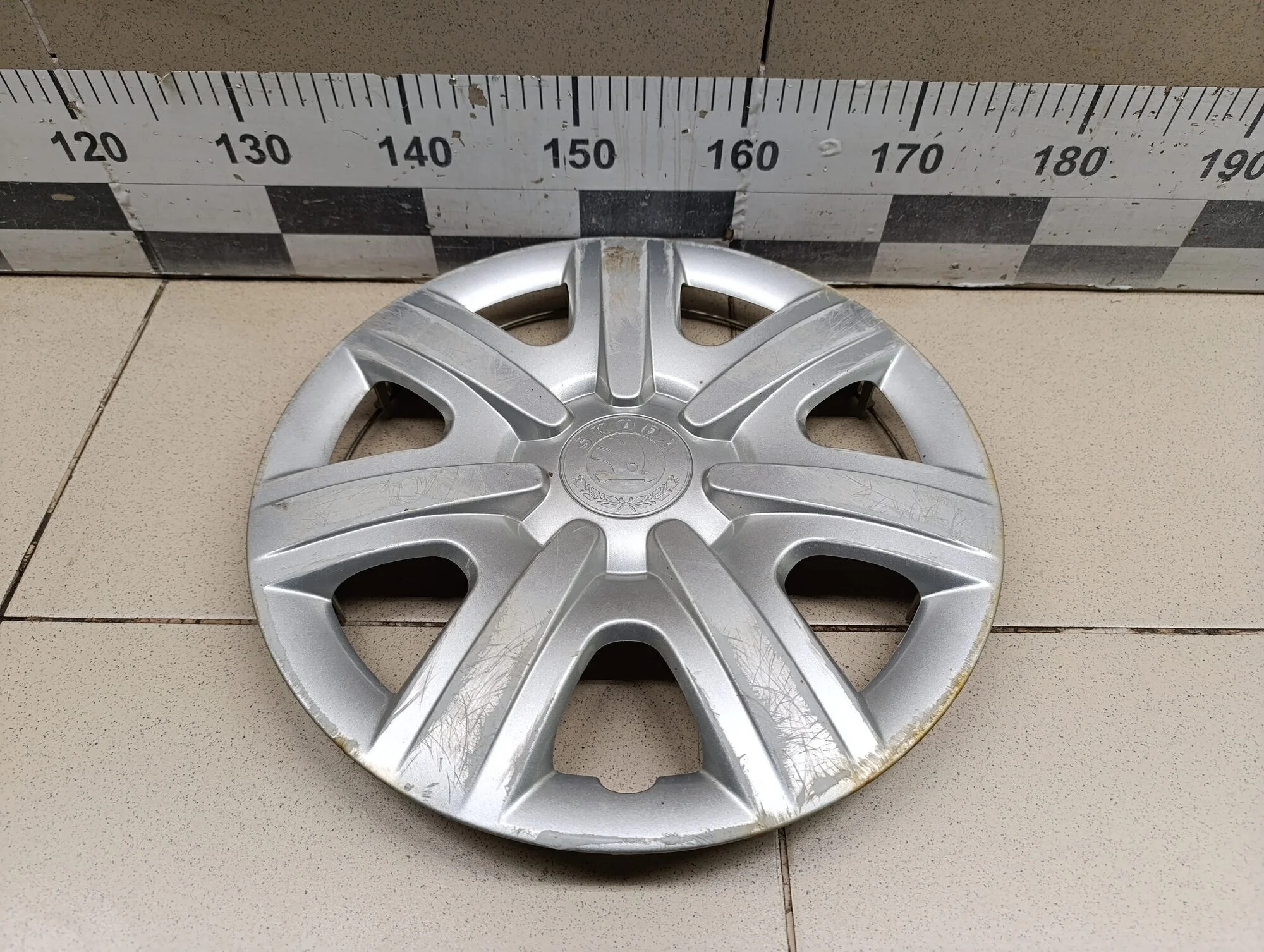 Колпак декоративный Fabia 2007-2015