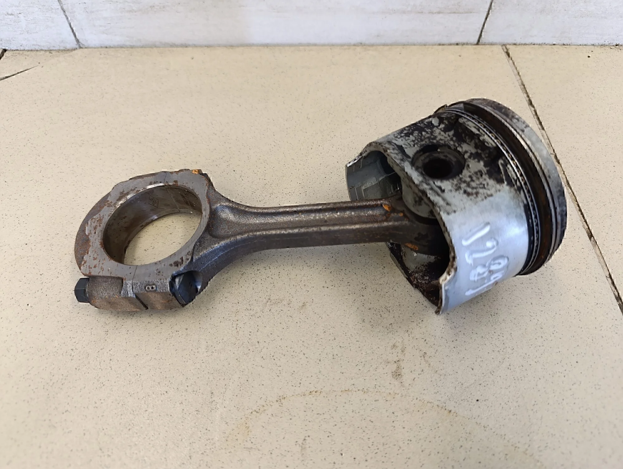 Поршень с шатуном Clio/Symbol 1998-2008