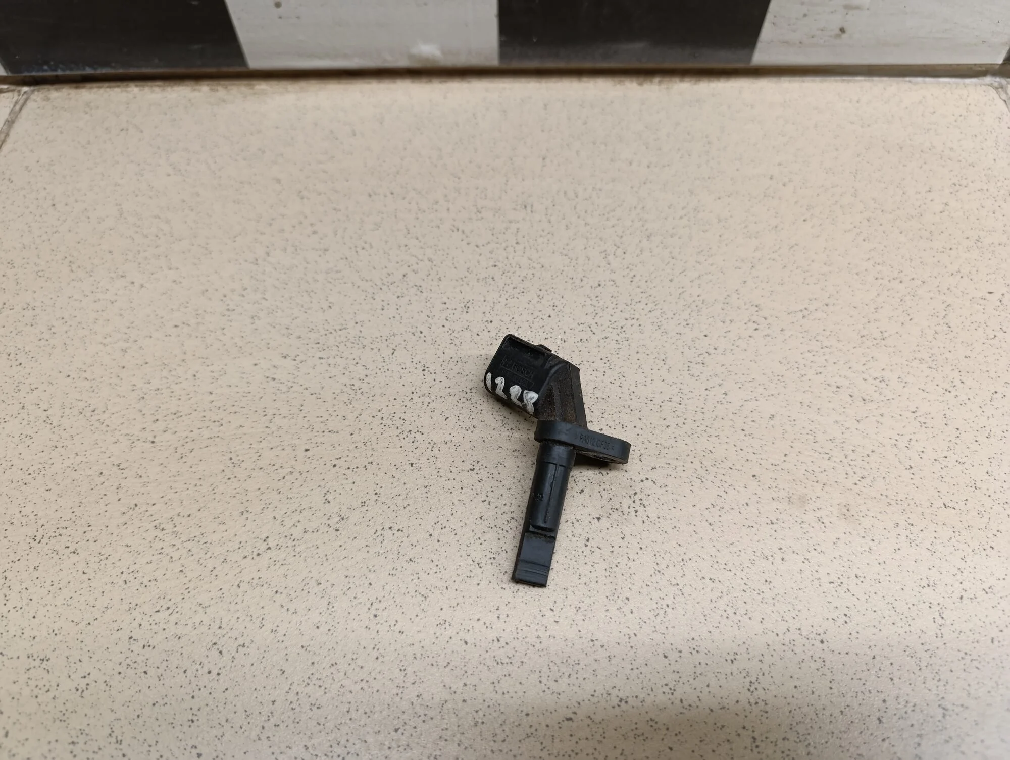 Датчик ABS A4 [B8] 2007-2015