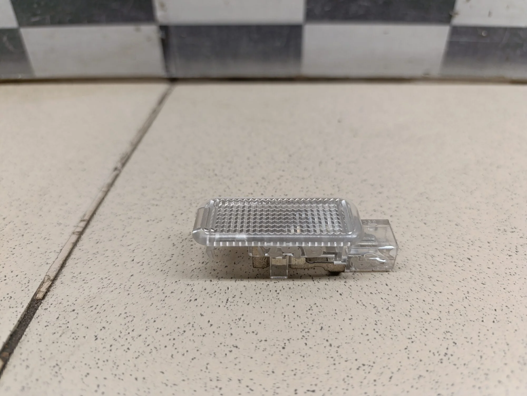 Плафон салонный A4 [B5] 1994-2000