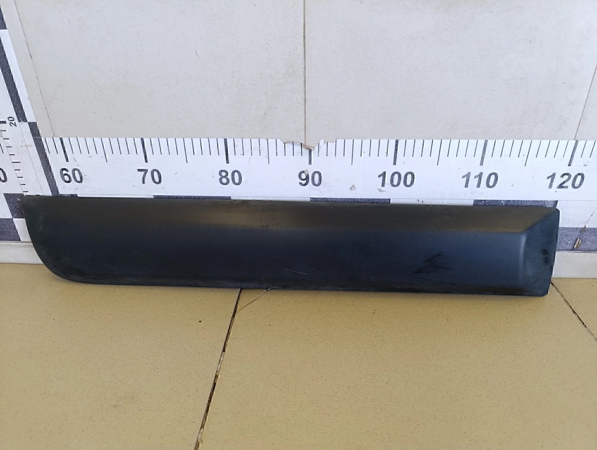 Молдинг задней правой двери Sandero 2009-2014