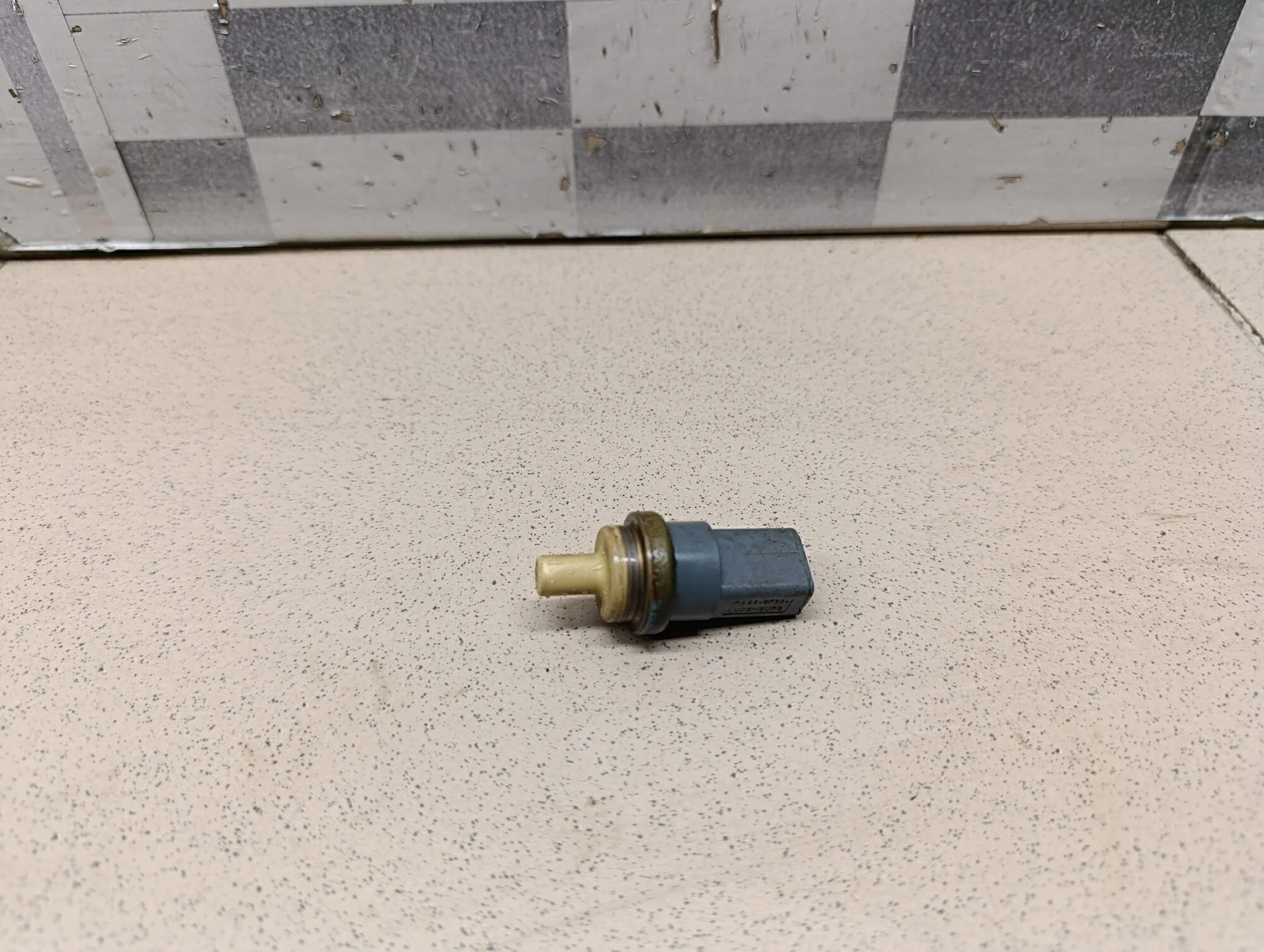 Датчик температуры A3 (8L1) 1996-2003