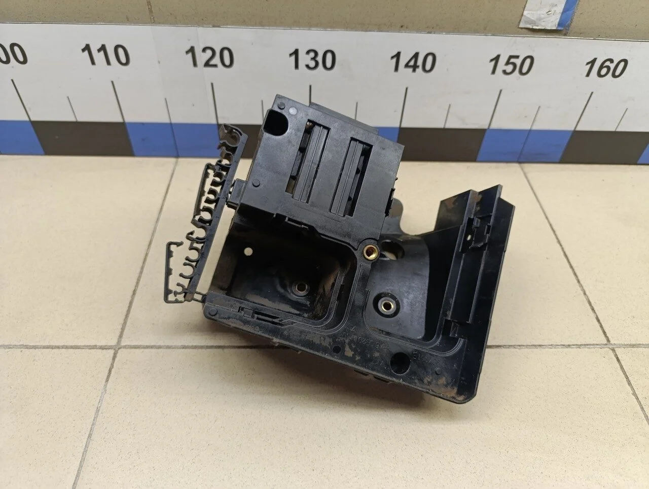 Кронштейн (сопут. товар) Passat [B6] 2005-2010