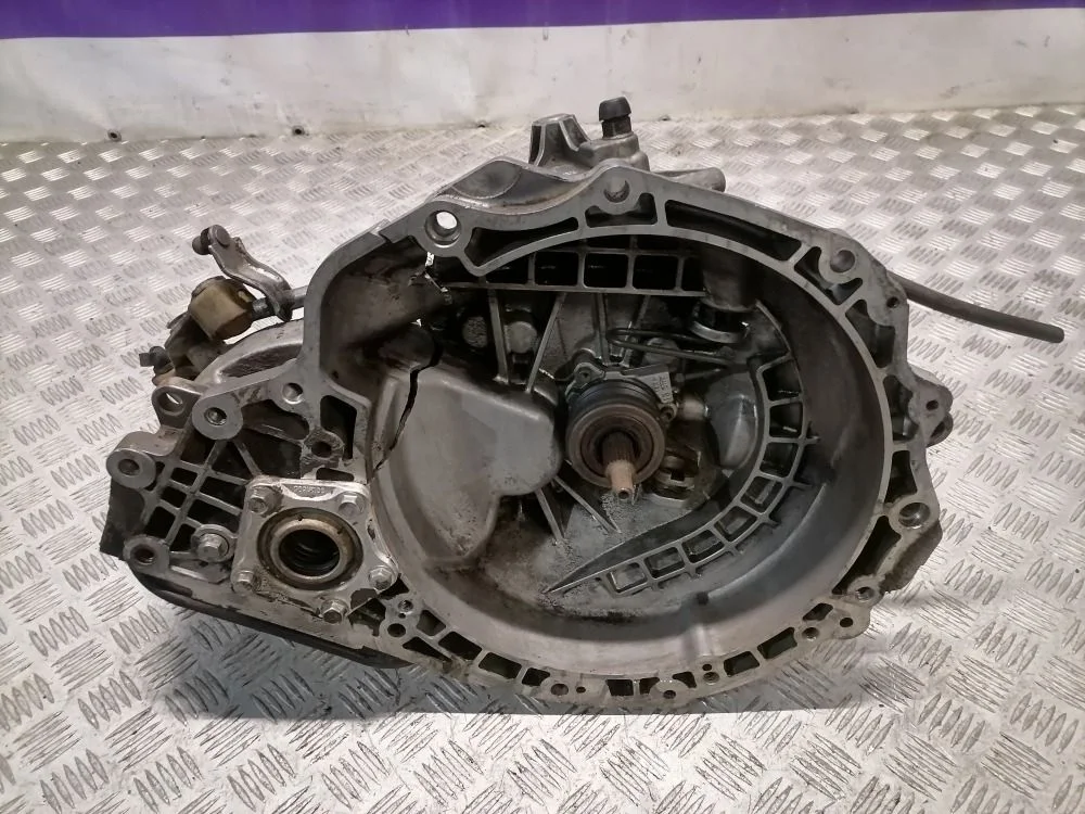 МКПП Chevrolet Lacetti  целиком на запчасти.