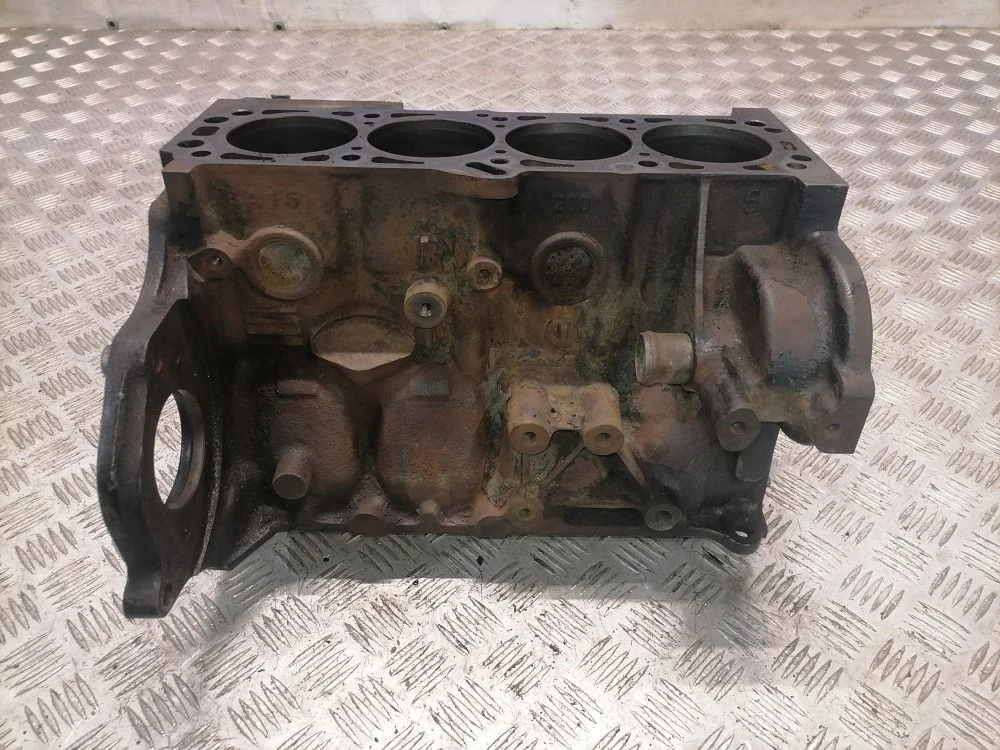 Блок двигателя Chevrolet Lacetti  F16D3