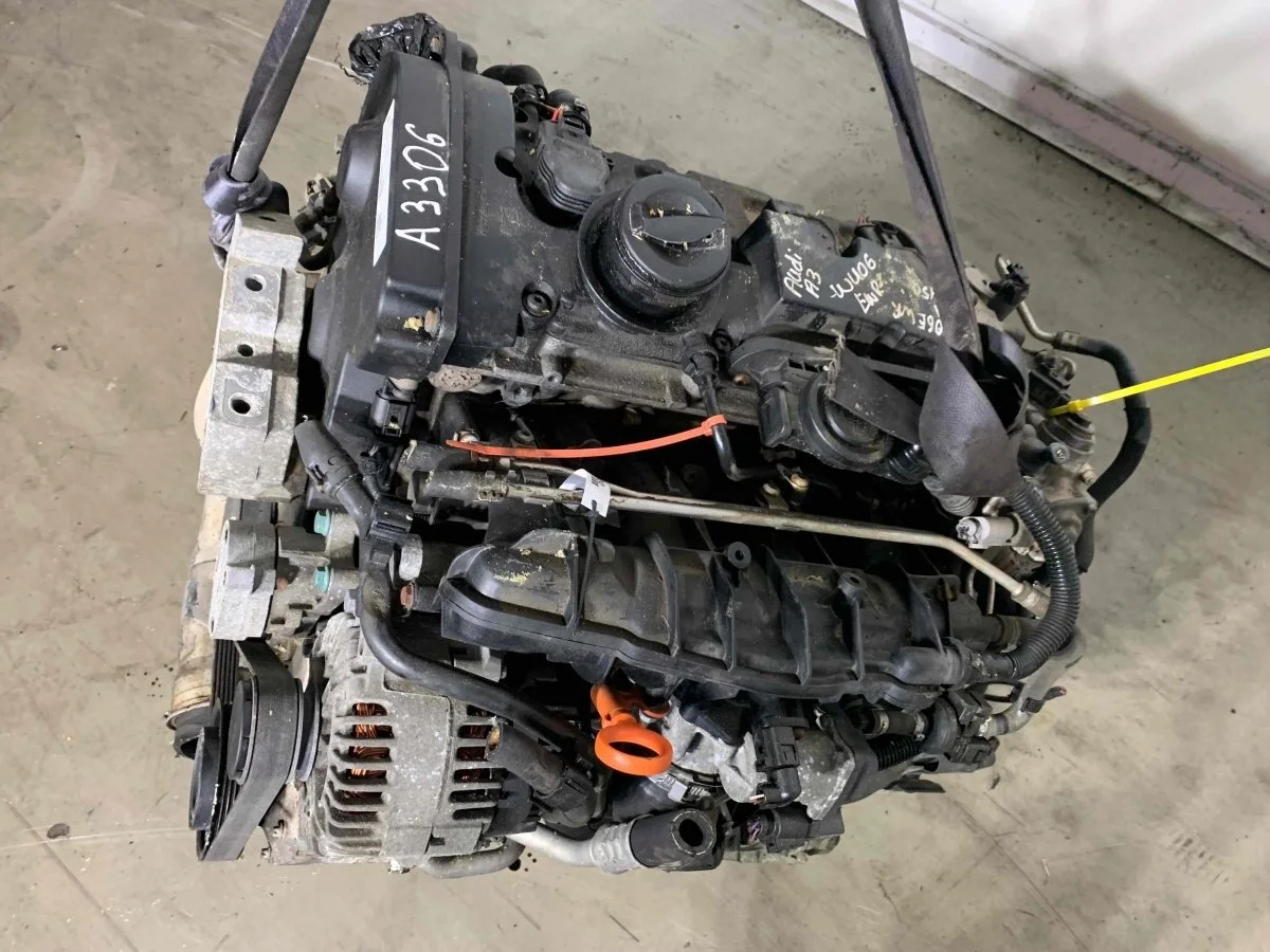 Двигатель Audi A3 8P (2003—2005) BWA 2.0 i бензин Передний