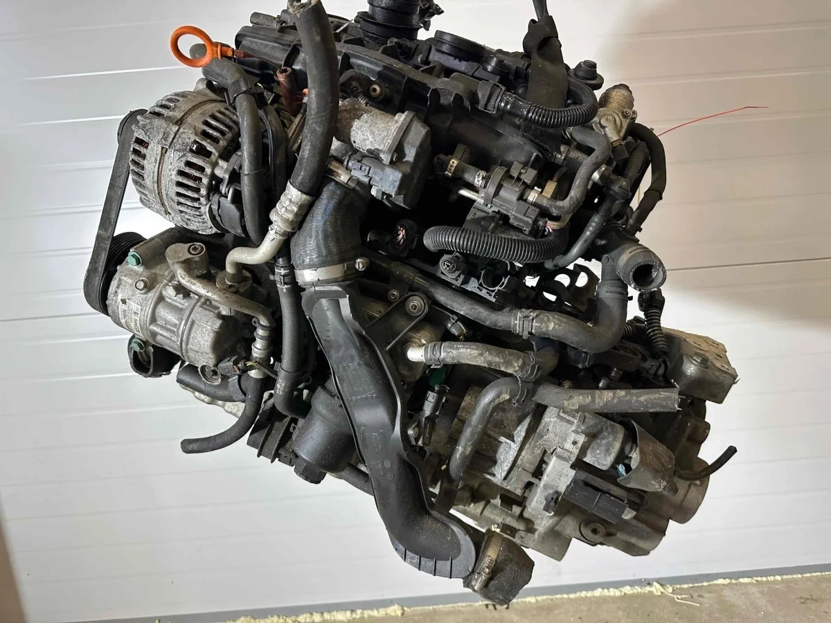 Двигатель Volkswagen Eos I (2006—2011) BWA/CAWB 2.0 i бензин Передний