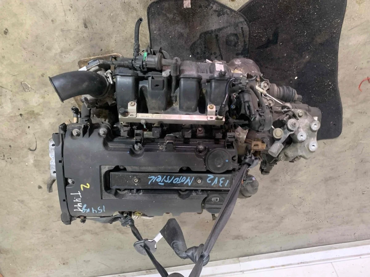 Двигатель Opel Astra H (2004—2007) A14XER 1.4 i бензин Передний