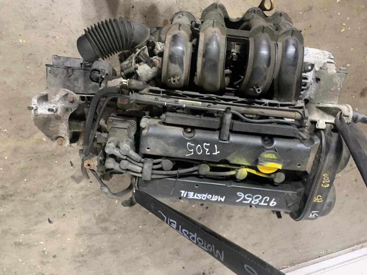 Двигатель Ford Fiesta Mk6 (2008—2013) SPJA 1.4 i бензин Передний