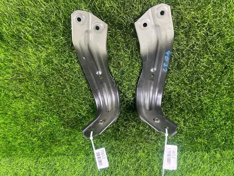 Кронштейн крыла Nissan Teana 2010 63180JN20A J32 VQ25DE, передний