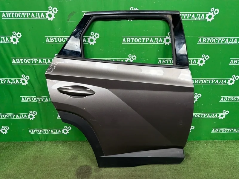 Дверь Hyundai Tucson 2021-2025 77004N9000 NX4, задняя правая