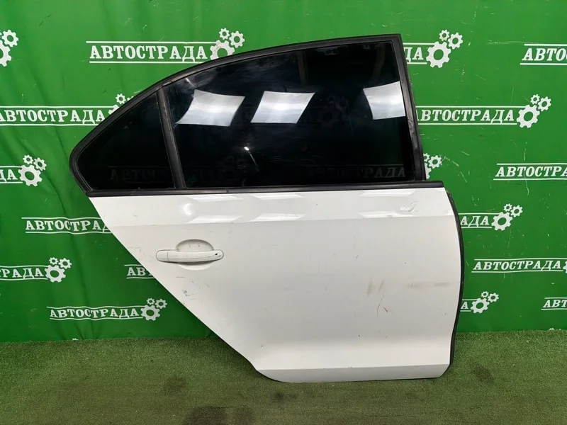 Дверь Volkswagen Jetta 6 2010-2018 5C6833056E, задняя правая