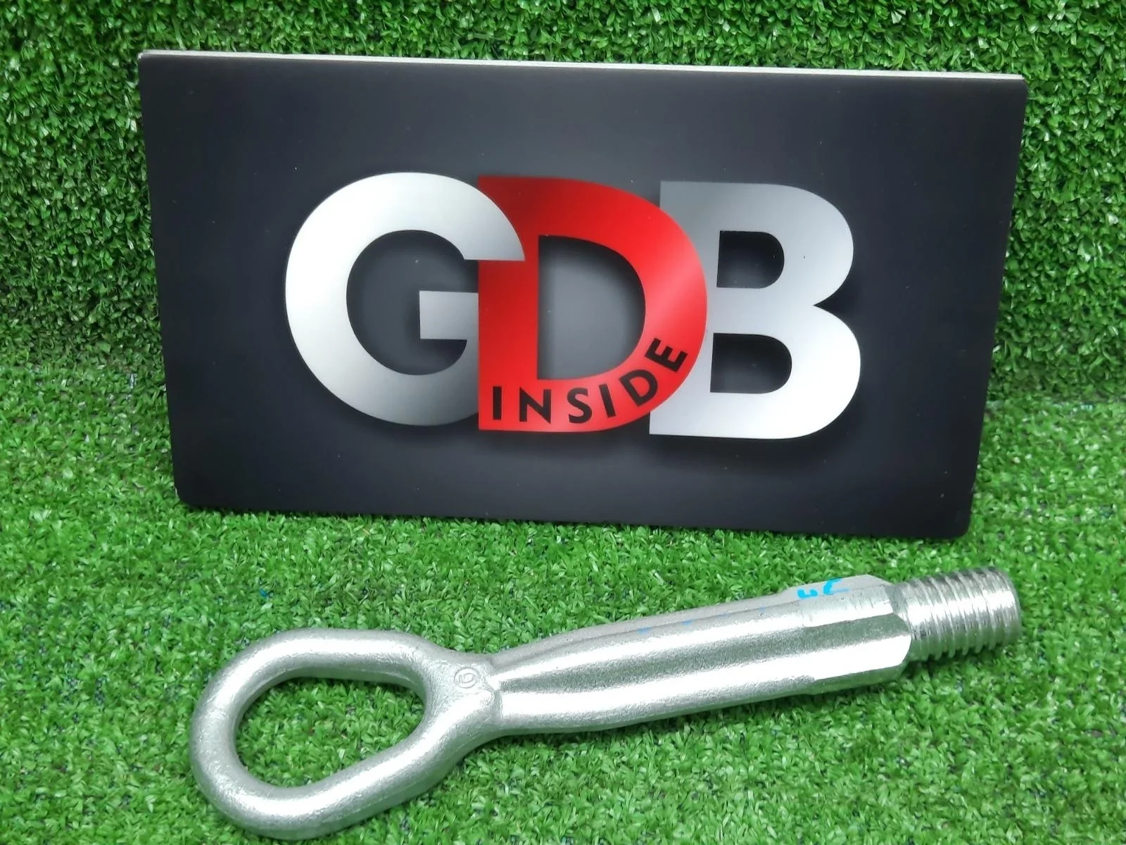 Буксировочный крюк BMW 1 series 17.04.2013 72157953893 F20 N13B16A