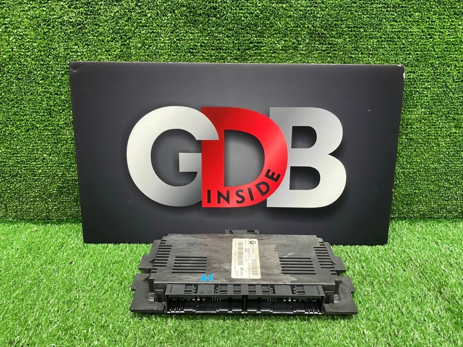 Блок управления светом BMW X1 07.12.2011 61356827064 E84 N20B20A