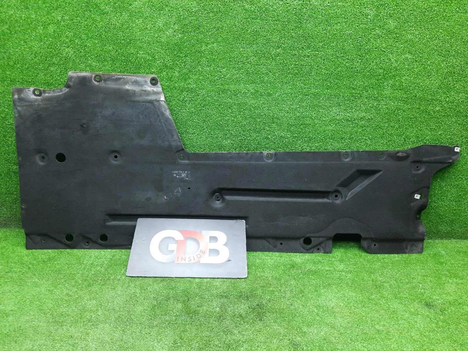 Защита днища BMW 1 series 17.04.2013 51757241833 F20 N13B16A, левая