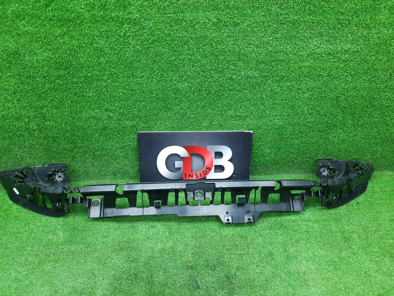 Кронштейн бампера BMW 1 series 17.04.2013 51127240953 F20 N13B16A, задний