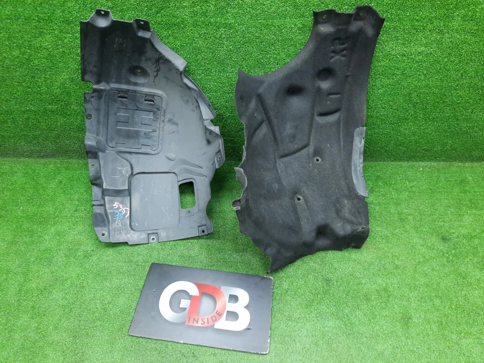 Подкрылок BMW 1 series 17.04.2013 51717260709 F20 N13B16A, передний левый