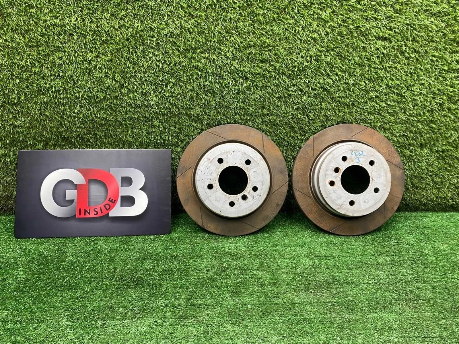 Тормозные диски BMW X1 23.02.2012 34216864901 E84 N20B20A, заднее