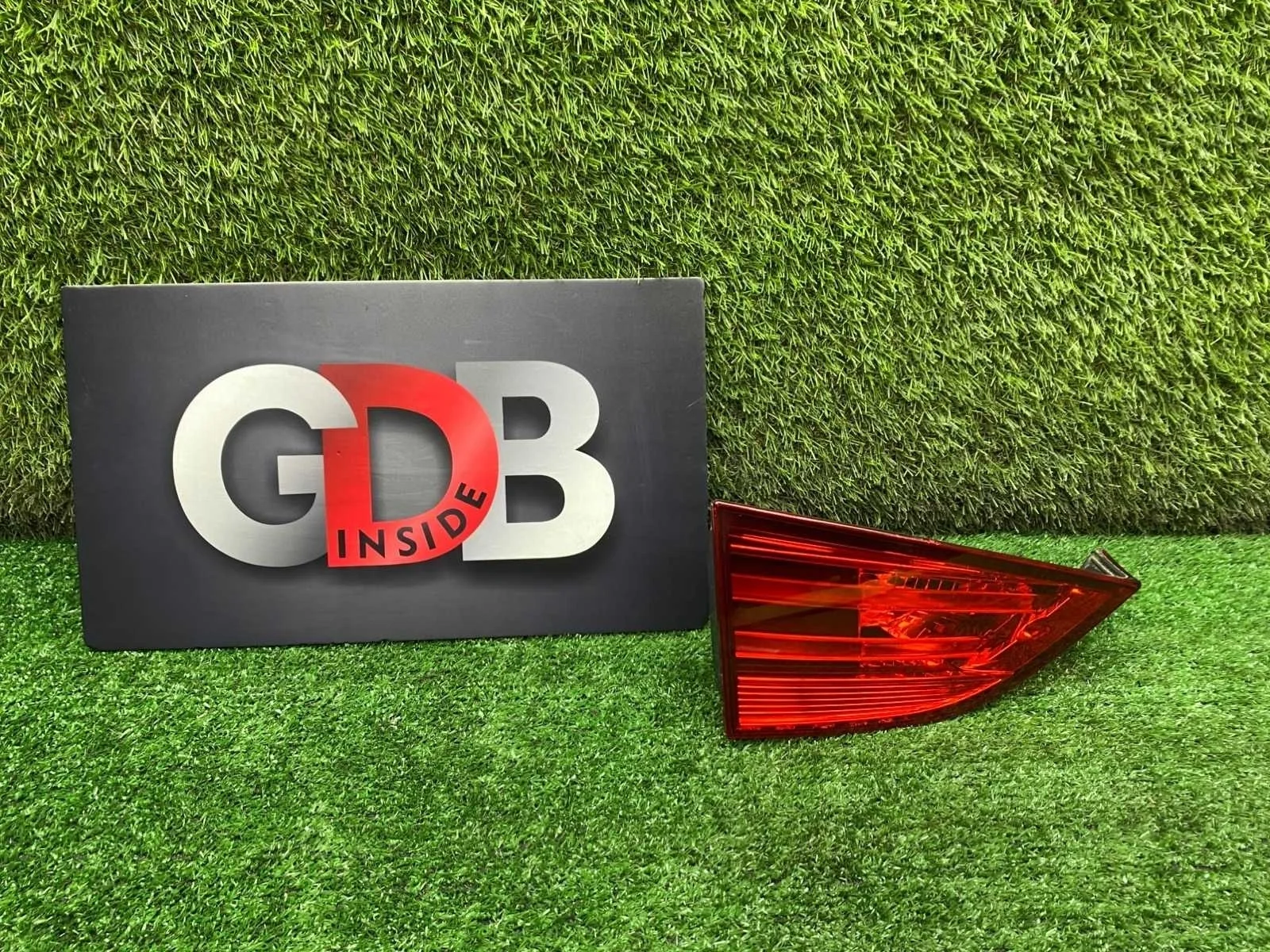 Фонарь внутренний BMW X1 23.02.2012 63212990113 E84 N20B20A, задний левый