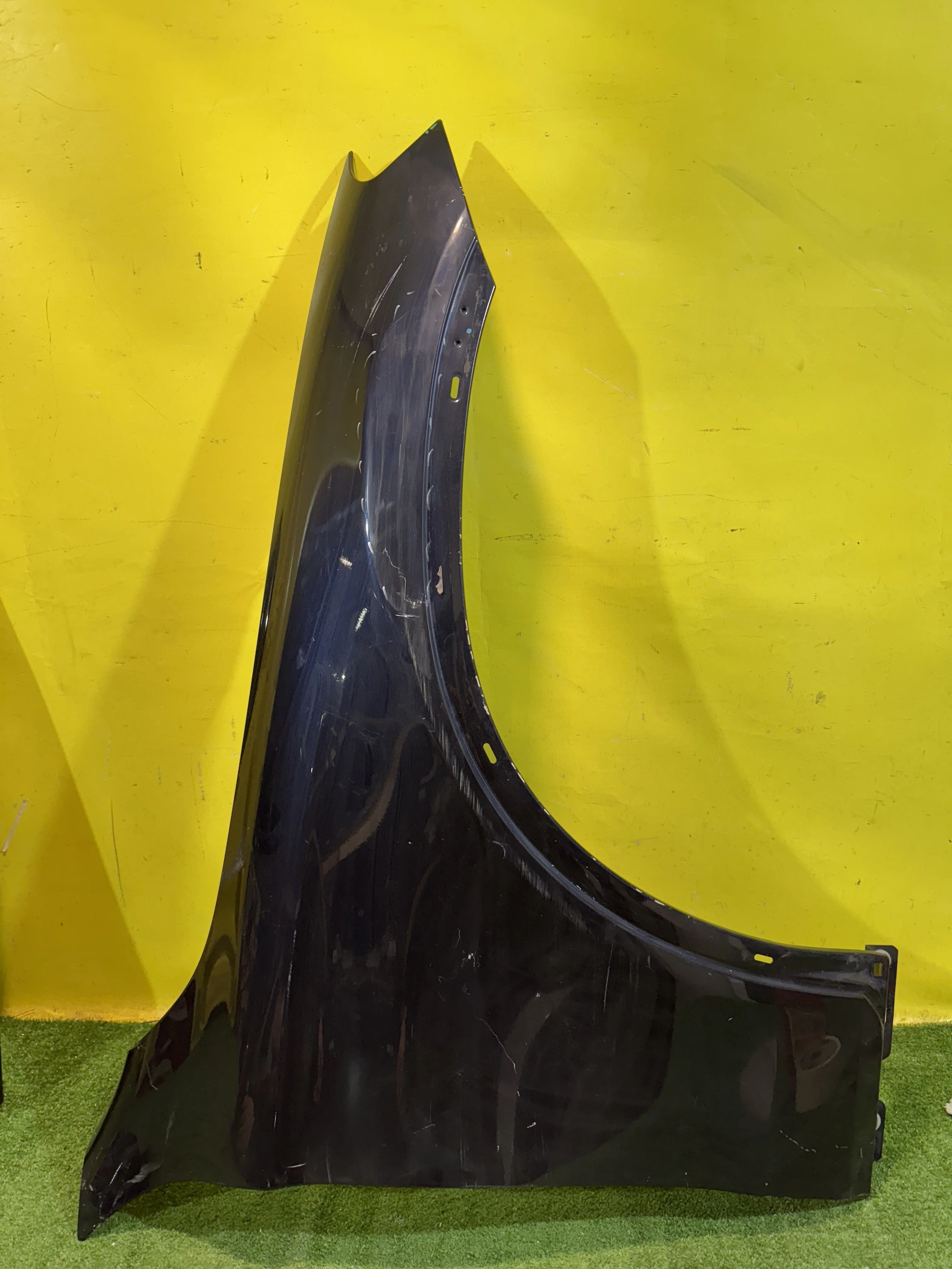 Крыло переднее правое  MERСEDES BENZ GLC Coup (С253) 2016 A2538800218 33877