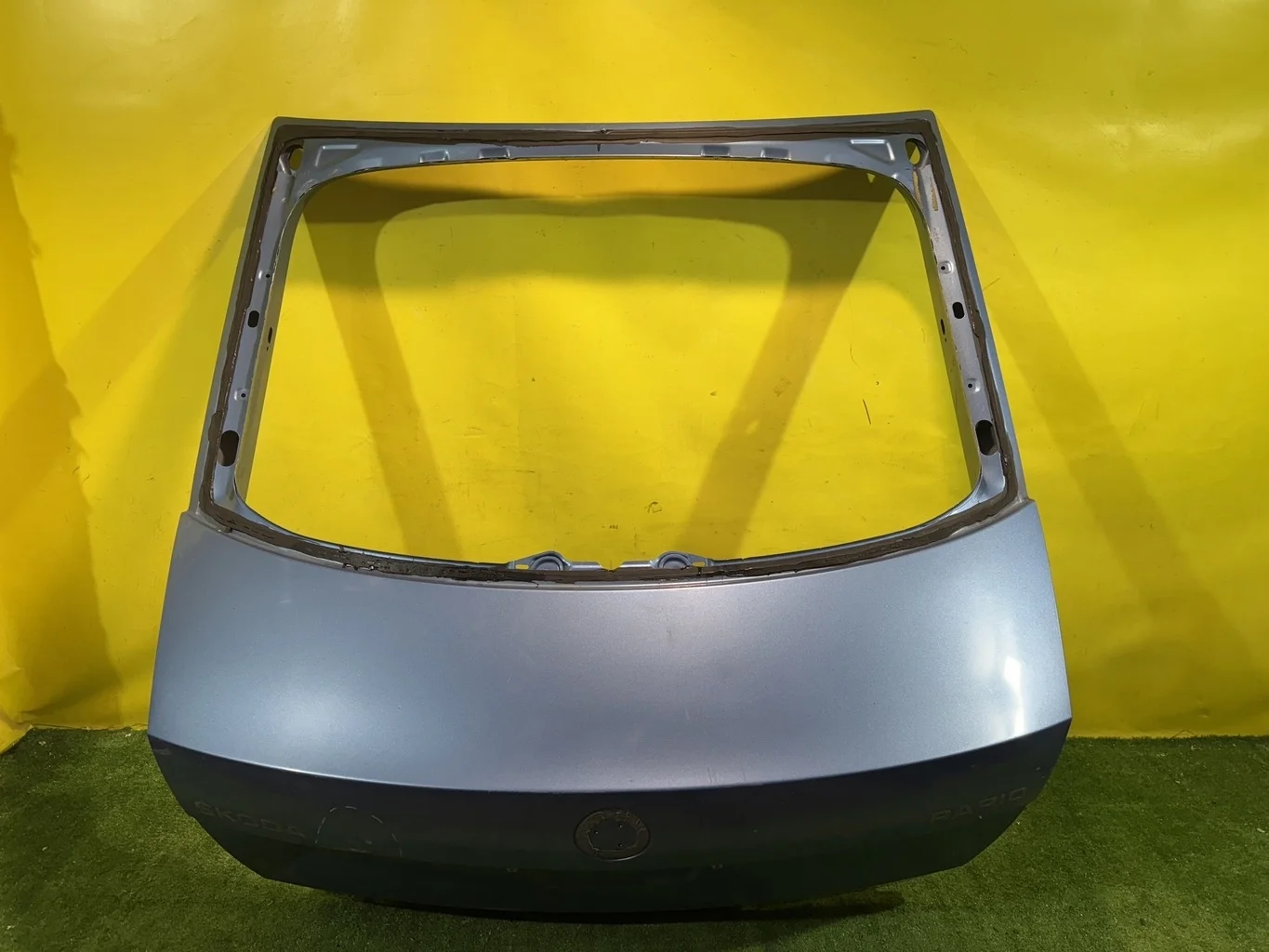 Дверь багажника  Skoda  Rapid 2013 5JA827023 41487