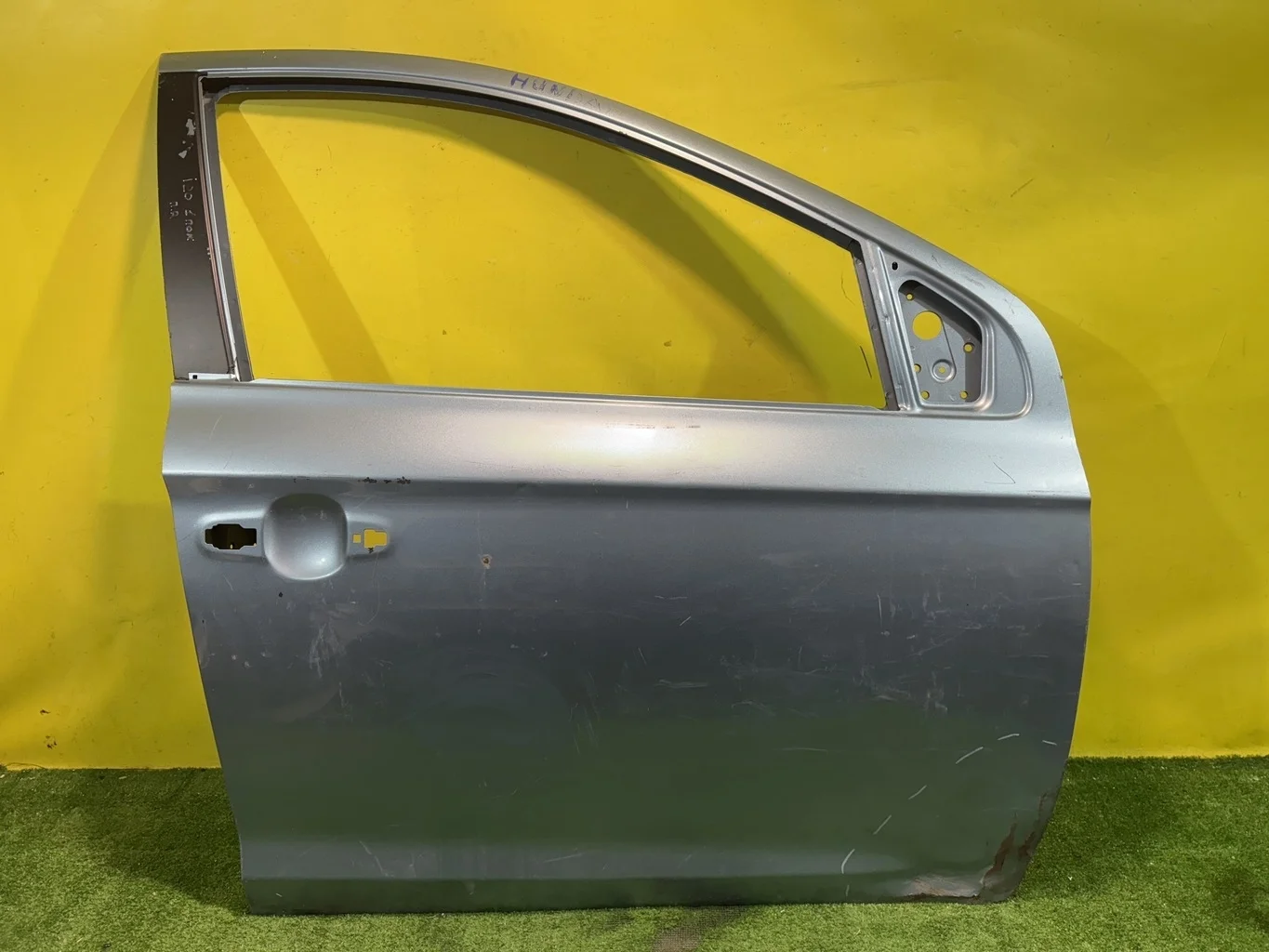 Дверь передняя правая  Hyundai i 20 (PB) 2008 760041J000 41490