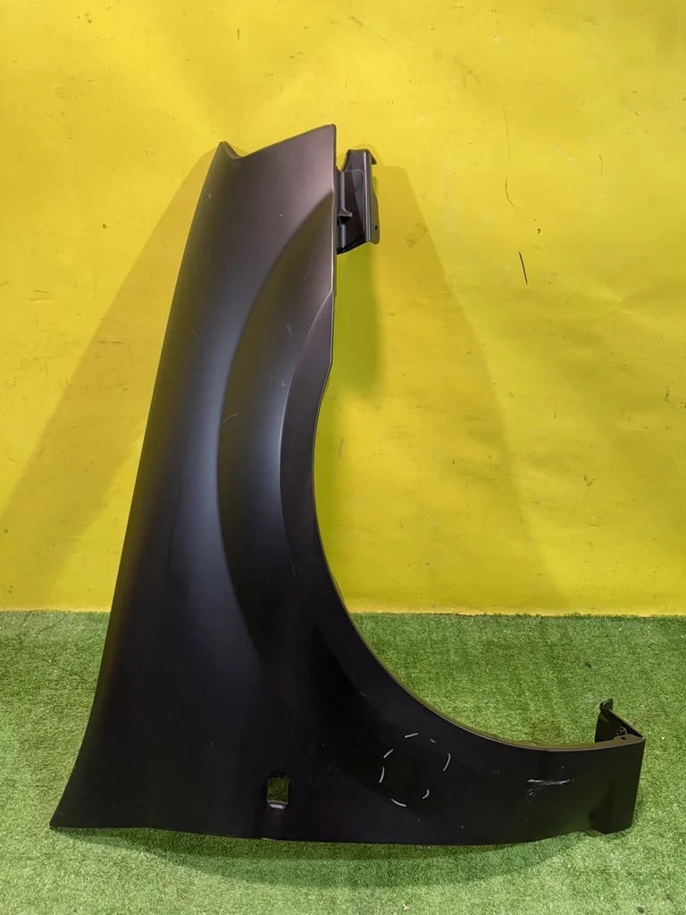 Крыло переднее правое  Renault Logan 2005  631005023R 41506