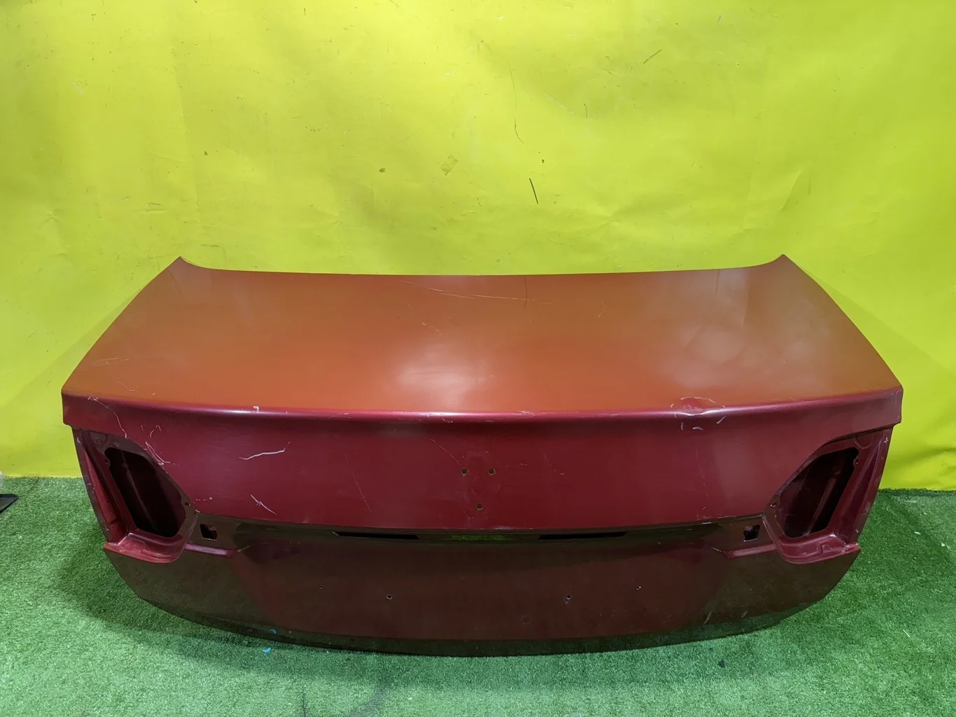 Крышка багажника  Renault Fluence 2009 901006068R 41526