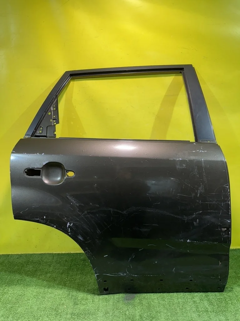 Дверь задняя правая  Kia Sorento 2 XM 2009 770042P510 41615