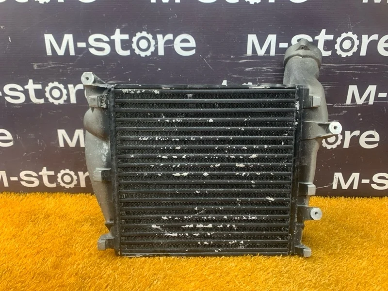 Интеркулер Porsche Cayenne 2008 7L5145803C 957 M4851, левый